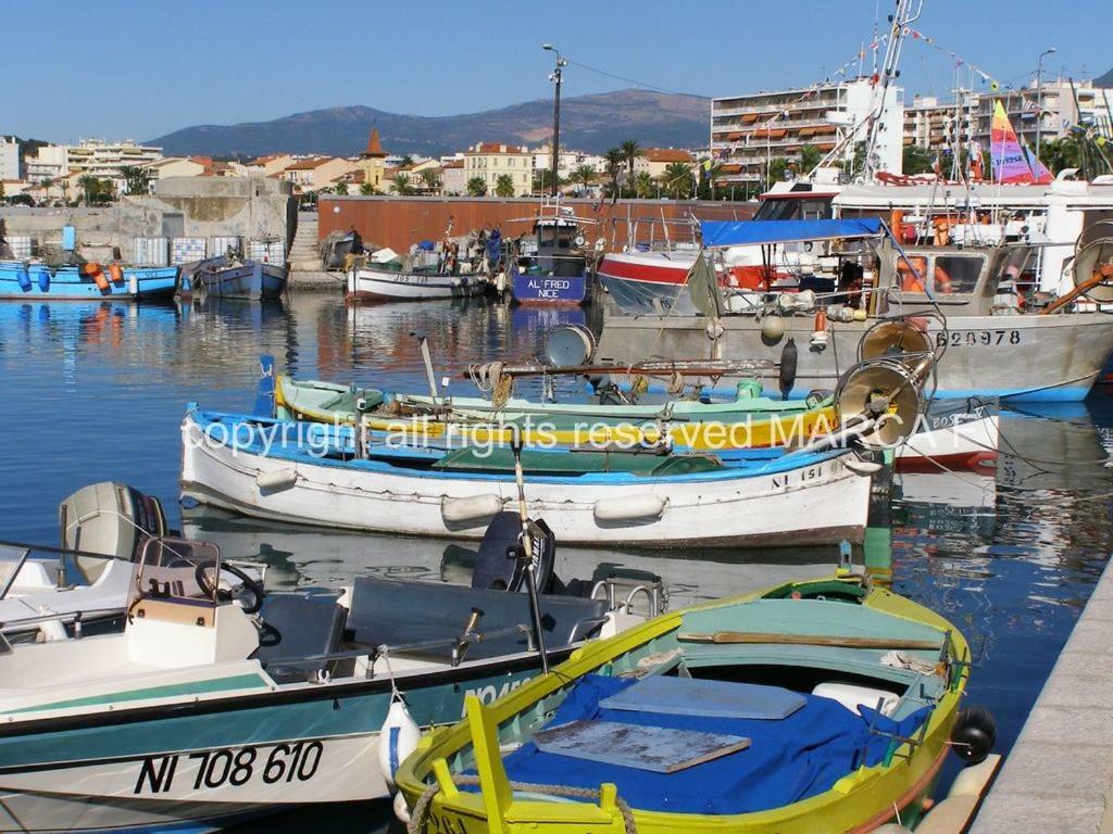 Gl La Fregate Cagnes-sur-Mer Exterior foto